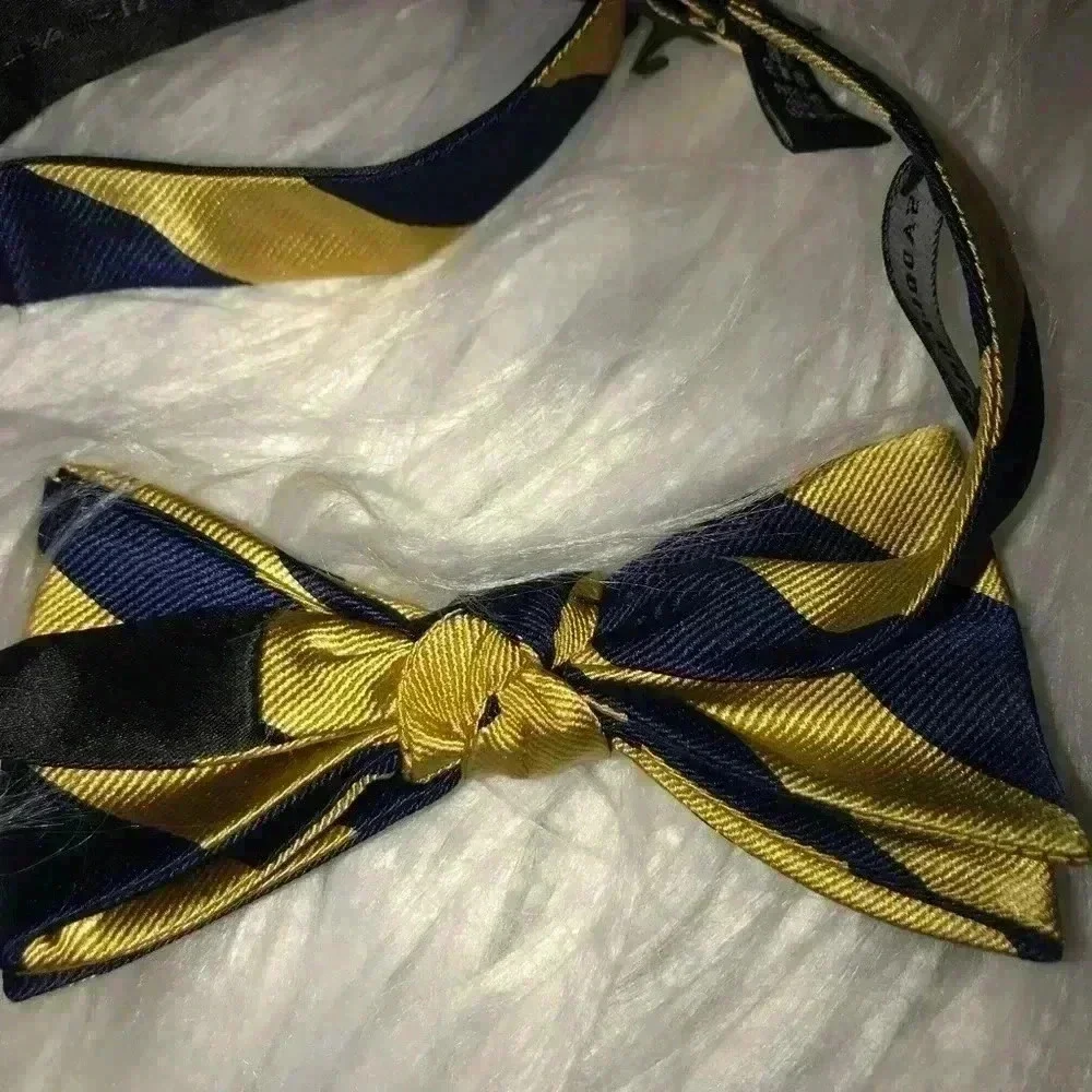 SADDLEBRED BOWTIE BLUE/GOLD